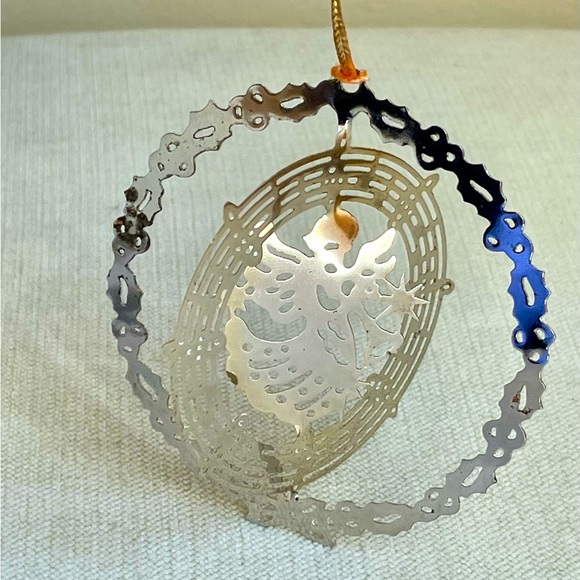 VINTAGE CHRISTMAS ANGEL ORNAMENT - PLATED BRASS - CHRISTMAS FANTASY - Picture 5 of 5